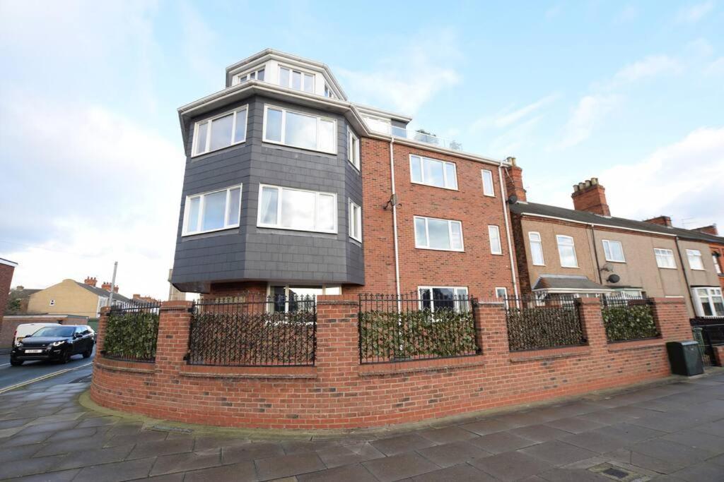 Spacious 2 Bedroom Apartment Cleethorpes Exterior photo