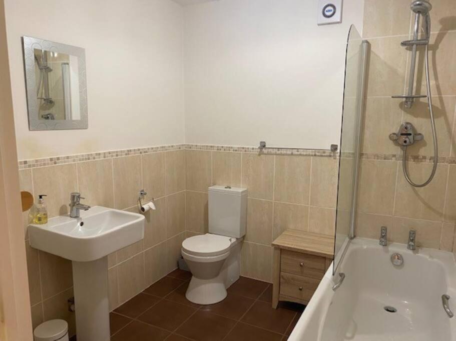 Spacious 2 Bedroom Apartment Cleethorpes Exterior photo