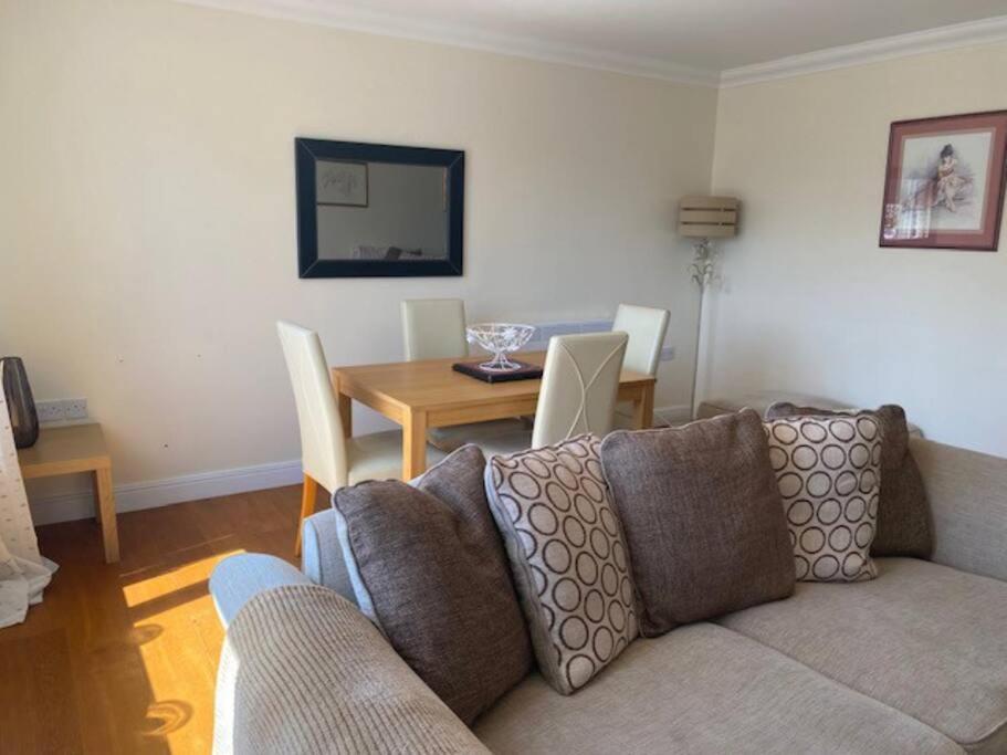 Spacious 2 Bedroom Apartment Cleethorpes Exterior photo