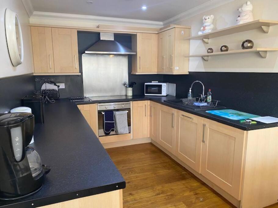 Spacious 2 Bedroom Apartment Cleethorpes Exterior photo